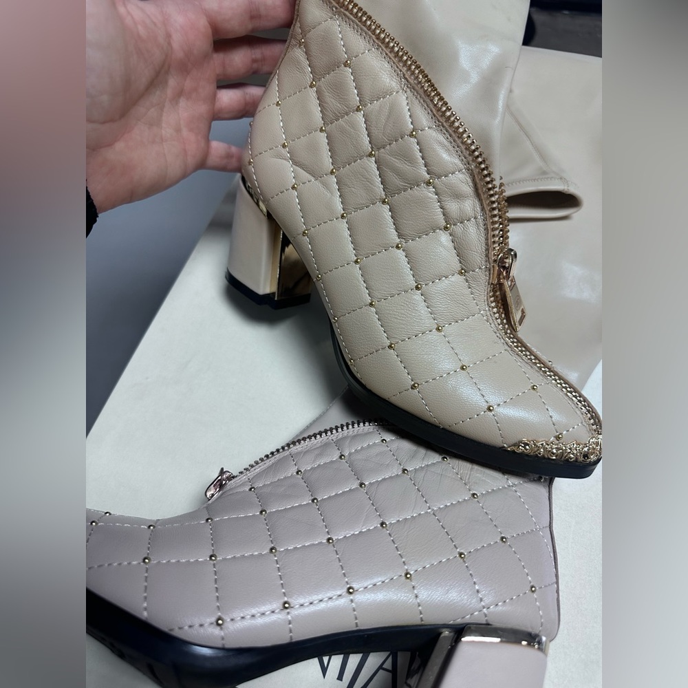 Designer- Front zipper designer thigh-high boots
